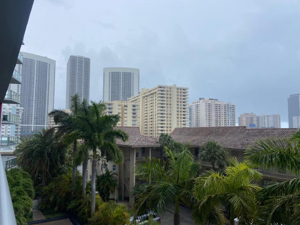 Apartment 1B-1B Amazing View BW 30A Plaja Hallandale Exterior foto
